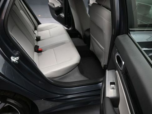 Certified 2025 Honda Civic Sport image 19