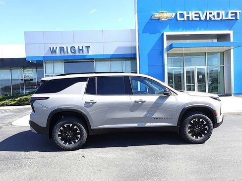 New 2026 Chevrolet Traverse Z71 w/ Driver Confidence Package AWD/4WD image 2