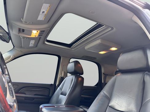 Used 2008 Cadillac Escalade AWD image 14