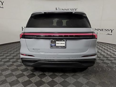 Used 2026 Lincoln Nautilus Premier w/ Jet Appearance Package AWD/4WD image 5