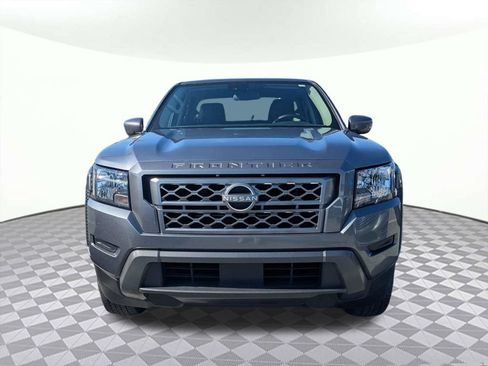 Used 2022 Nissan Frontier SV RWD image 7