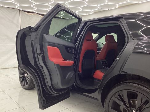 Used 2018 Jaguar F-PACE S image 21