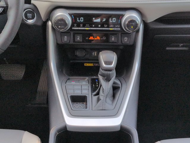 Used 2023 Toyota RAV4 XLE Premium AWD/4WD image 19