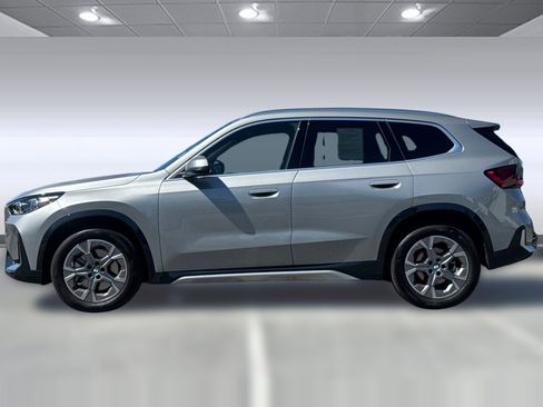 Used 2025 BMW X1 xDrive28i w/ Convenience Package AWD/4WD image 2