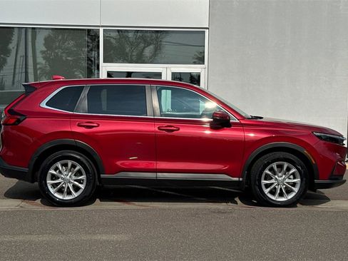 Used 2023 Honda CR-V EX image 3