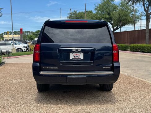 Used 2018 Chevrolet Suburban Premier w/ Max Trailering Package AWD/4WD image 9