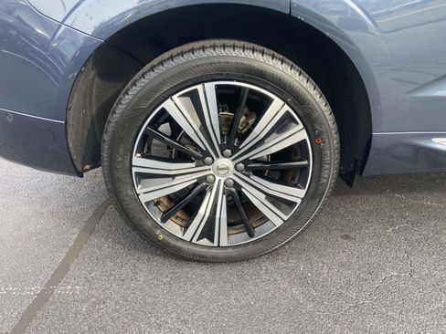 Certified 2023 Volvo XC60 B5 Plus w/ Protection Package Premier image 11