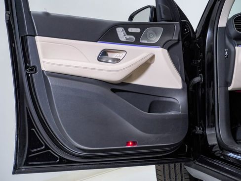 Used 2020 Mercedes-Benz GLE 350 4MATIC image 27