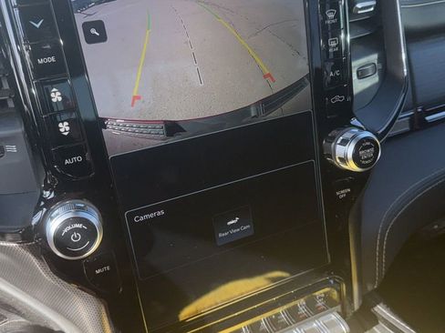 Used 2022 RAM 1500 Limited w/ Night Edition image 19