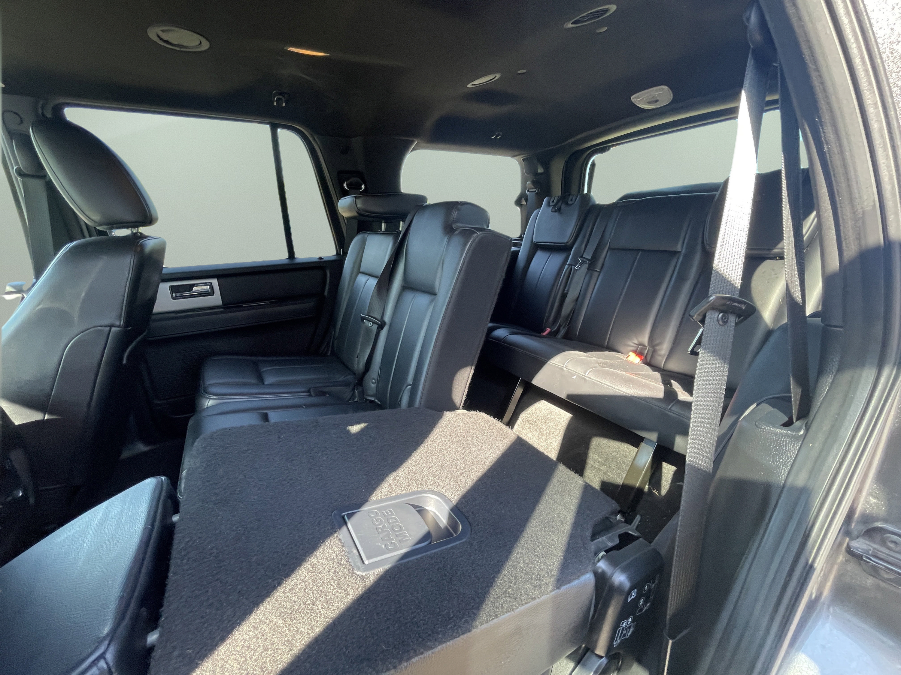 Used 2017 Ford Expedition Limited AWD/4WD image 32