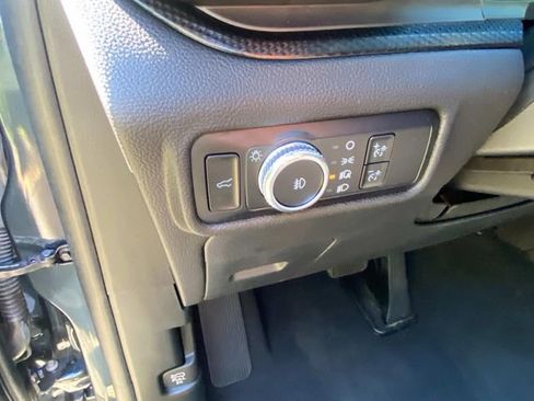 Used 2023 Ford Explorer ST-Line w/ Class IV Trailer Tow Package RWD image 17