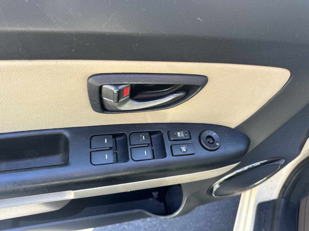Used 2011 Kia Soul ! FWD image 18