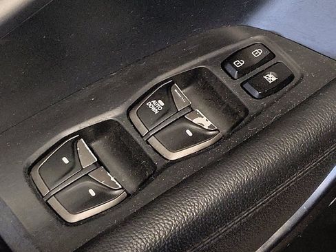 Used 2018 Hyundai Santa Fe Sport FWD image 27