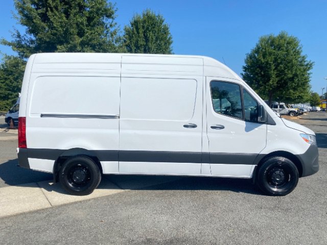 Used 2025 Mercedes-Benz Sprinter 2500 image 5