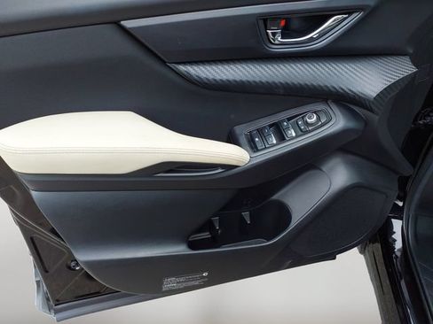 Used 2025 Subaru Ascent Premium AWD/4WD image 10