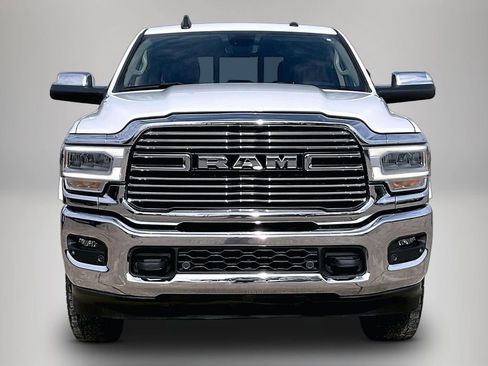 Used 2022 RAM 2500 Laramie AWD/4WD image 3
