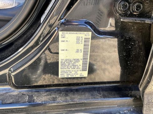 Used 2020 Nissan Altima 2.0 Platinum FWD image 34