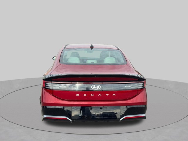 Used 2025 Hyundai Sonata SEL FWD image 4