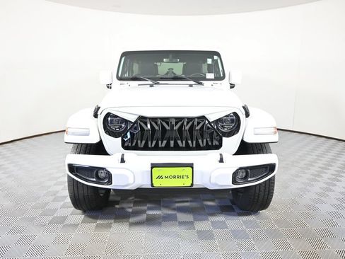 Used 2021 Jeep Wrangler Unlimited Sahara AWD/4WD image 10