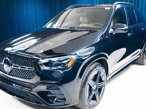 New 2026 Mercedes-Benz GLE 580 4MATIC image 1