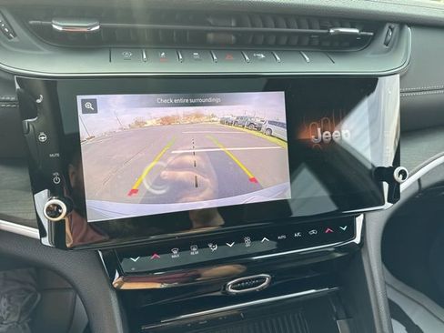 New 2026 Jeep Grand Cherokee Altitude image 19