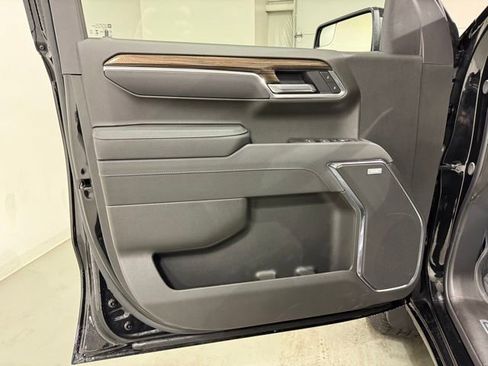 New 2026 Chevrolet Silverado 1500 LT Trail Boss w/ Convenience Package II image 9