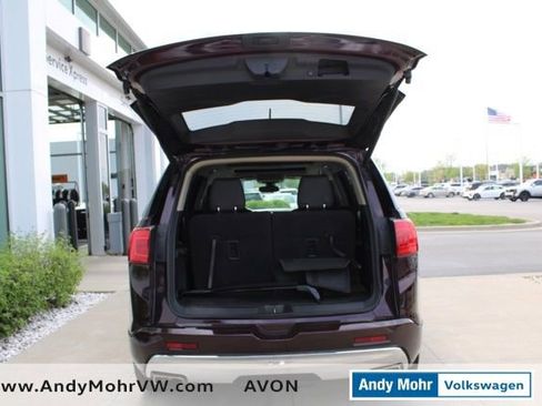 Used 2017 GMC Acadia Denali AWD/4WD image 12