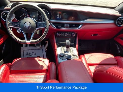 Used 2018 Alfa Romeo Stelvio Ti Sport AWD/4WD image 5