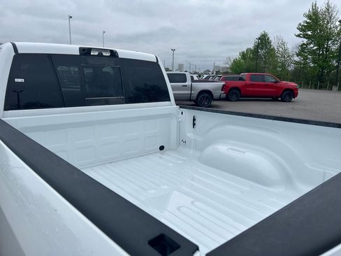 New 2025 RAM 2500 Tradesman AWD/4WD image 19