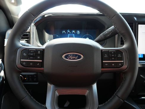 New 2026 Ford F250 Lariat w/ Black Appearance Package AWD/4WD image 24
