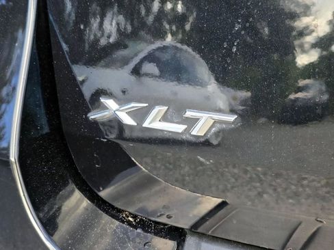 Used 2020 Ford Explorer XLT w/ Equipment Group 202A AWD/4WD image 9