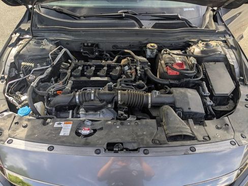 Used 2018 Honda Accord Sport image 22