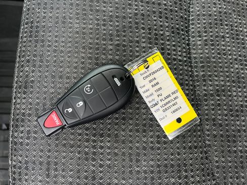 Used 2016 RAM 1500 Big Horn image 31