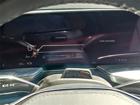 New 2025 Cadillac Escalade IQ Luxury 2 image 27