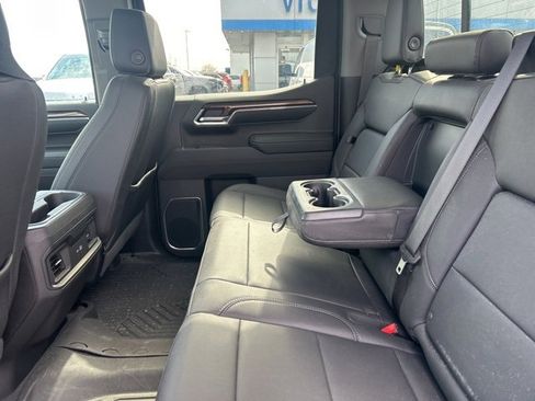 Used 2023 Chevrolet Silverado 1500 RST image 9