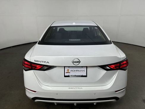 Used 2025 Nissan Sentra SV image 31