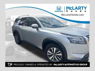 Used 2025 Nissan Pathfinder SL 360° Tour