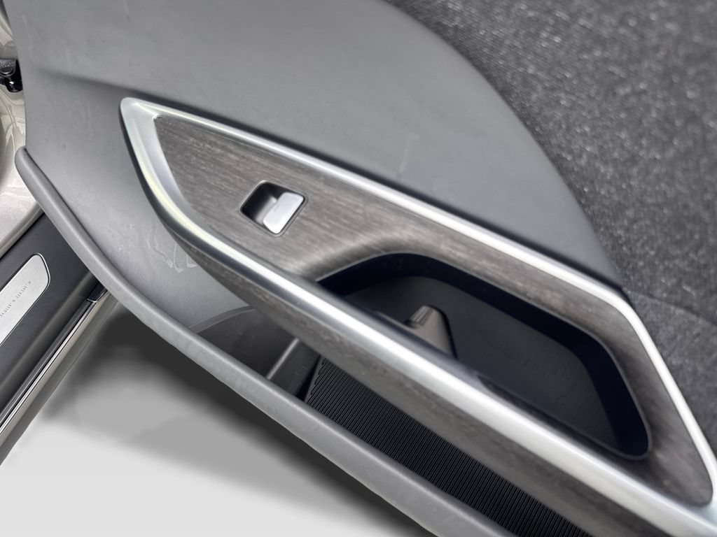 Used 2024 Lucid Air Touring AWD/4WD image 49