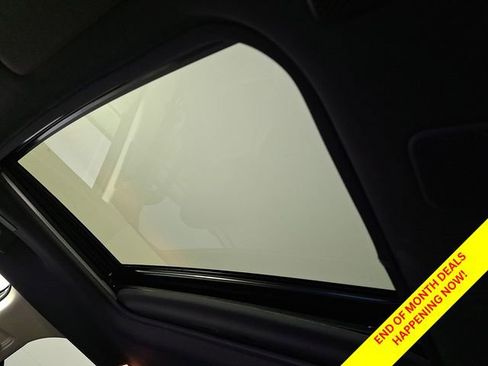Certified 2021 Toyota Sienna Platinum FWD image 17