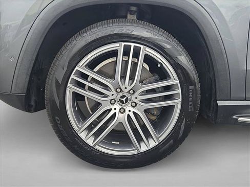 Used 2022 Mercedes-Benz GLS 450 4MATIC image 25