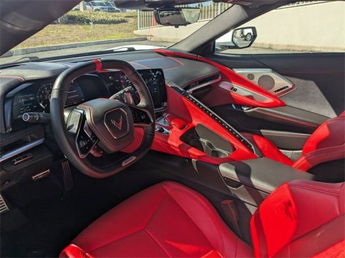 Used 2025 Chevrolet Corvette Z06 image 12