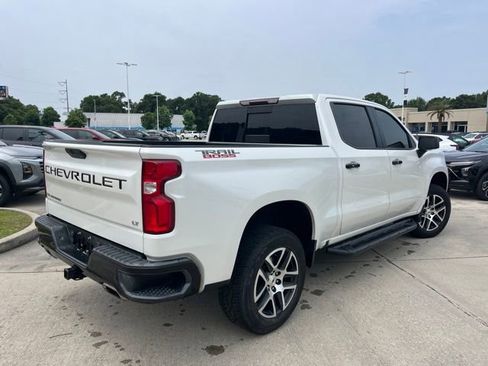 Used 2019 Chevrolet Silverado 1500 LT Trail Boss AWD/4WD image 10