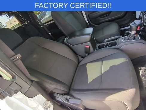 Certified 2022 Jeep Wrangler Sport AWD/4WD image 27
