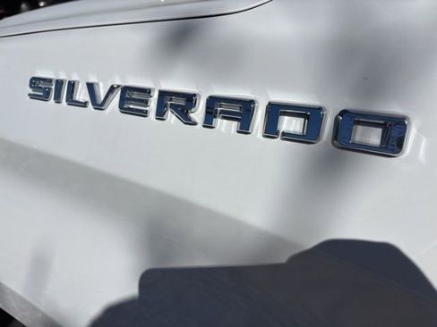 Used 2025 Chevrolet Silverado 1500 W/T w/ WT Safety Package AWD/4WD image 9
