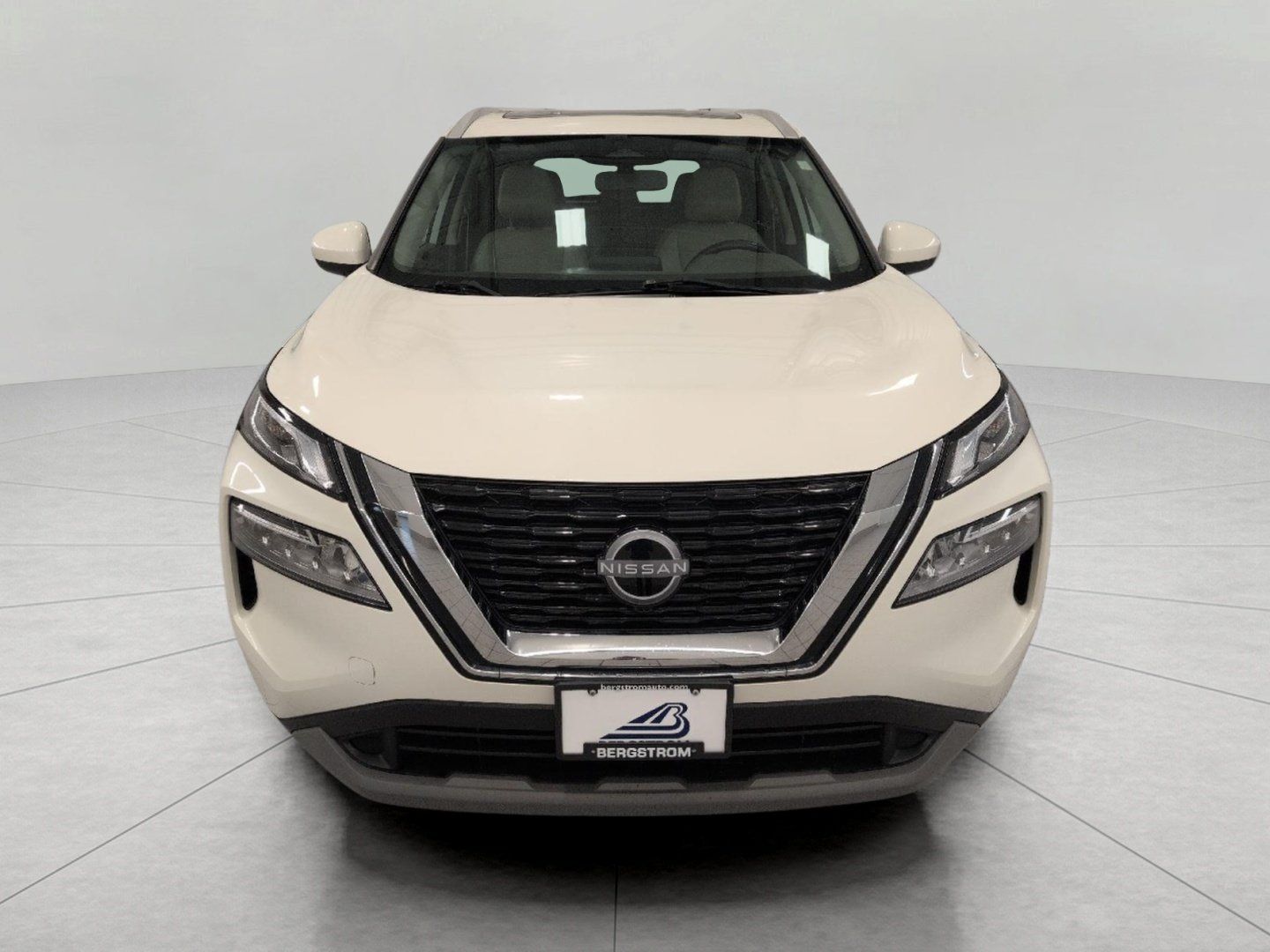 Used 2023 Nissan Rogue SV w/ SV Premium B Package AWD/4WD image 14