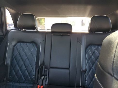 Used 2026 Volkswagen Atlas Cross Sport SEL Premium R-Line AWD/4WD image 11
