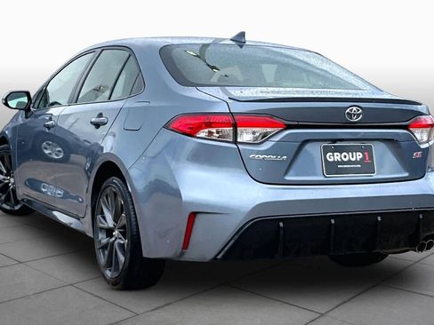 Used 2024 Toyota Corolla SE w/ SE Premium Package FWD image 12