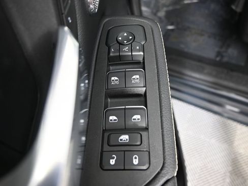 Used 2026 RAM 1500 Laramie w/ Night Edition AWD/4WD image 18