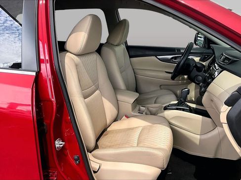 Used 2017 Nissan Rogue SV FWD image 9