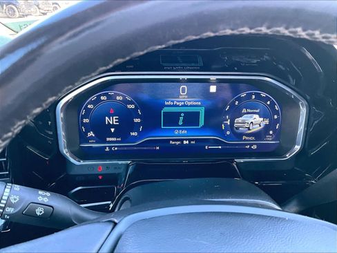 Used 2022 Chevrolet Silverado 1500 LT image 25